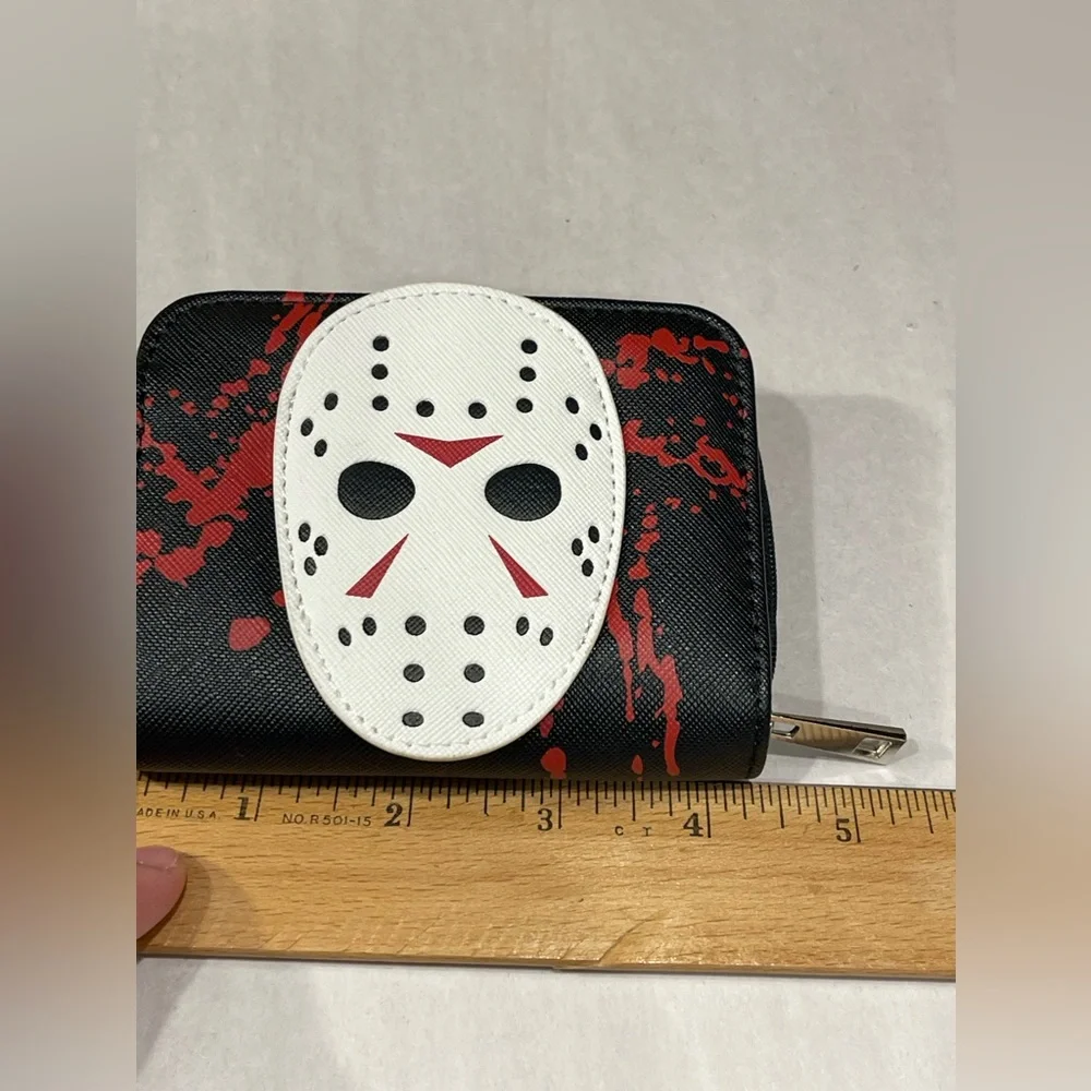 Jason Voorhees Mask Zip Wallet - Friday the 13th